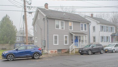 Building Photo - 152 St James St