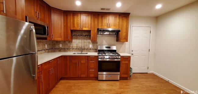 Building Photo - 232 Morton Dr