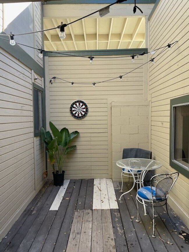 Foto del edificio - 2 Bedroom 2 Bath Condo