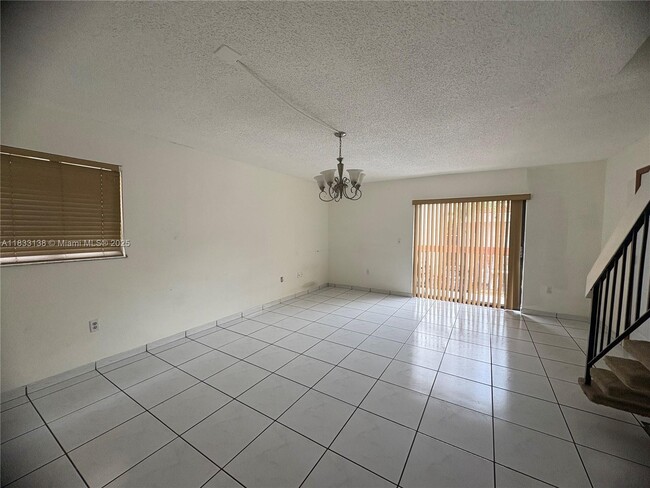 Building Photo - 5625 W 26th Ct