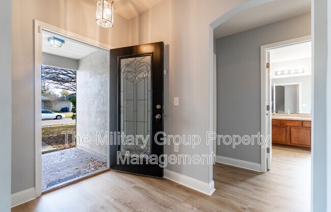 Building Photo - 11916 Hayden Lakes Cir