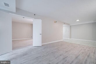 Building Photo - 5505 Seminary Rd