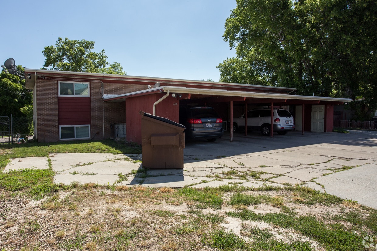 Primary Photo - 608 E Vine St