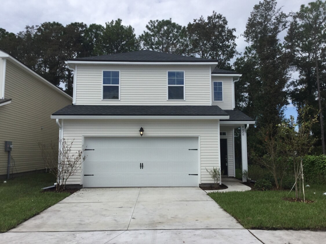 Primary Photo - 8620 Highfield Avenue