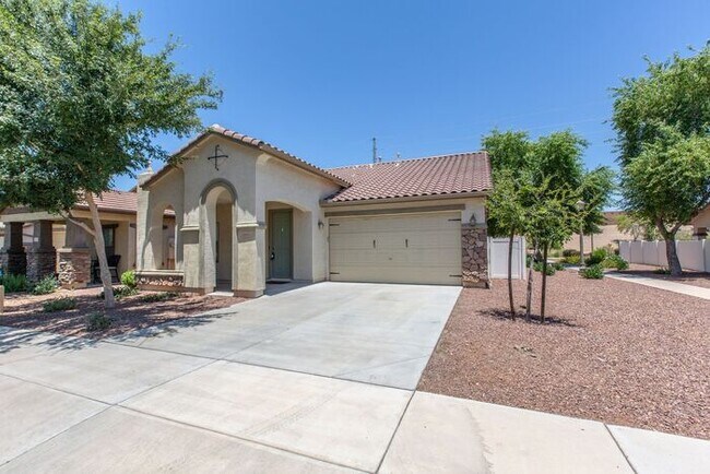 Building Photo - 3882 E Kent Ave