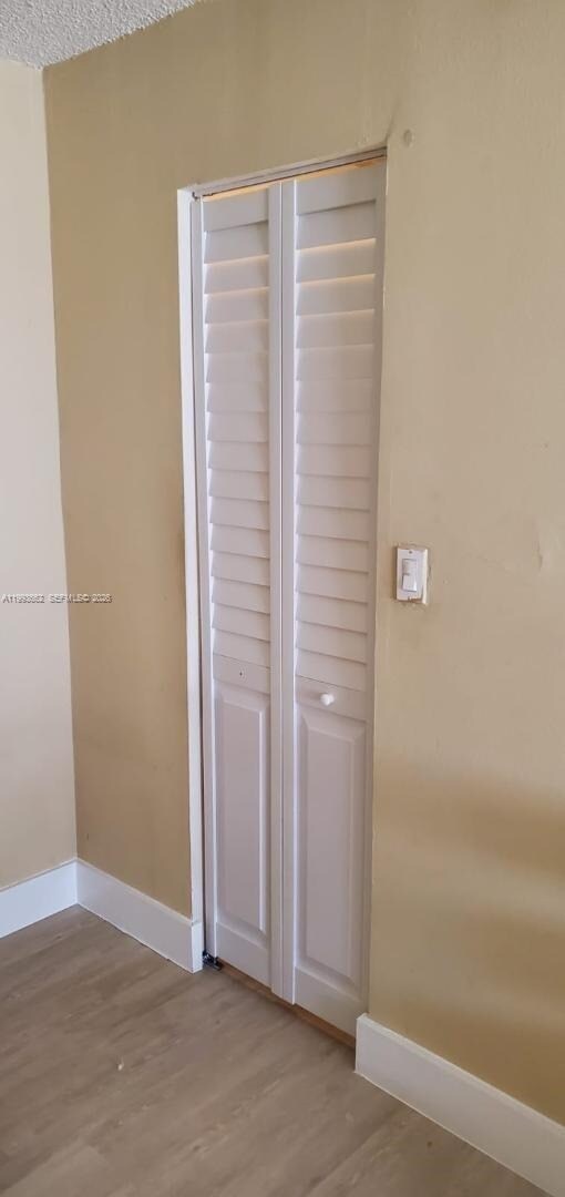 Foto del edificio - 18101 NW 68th Ave