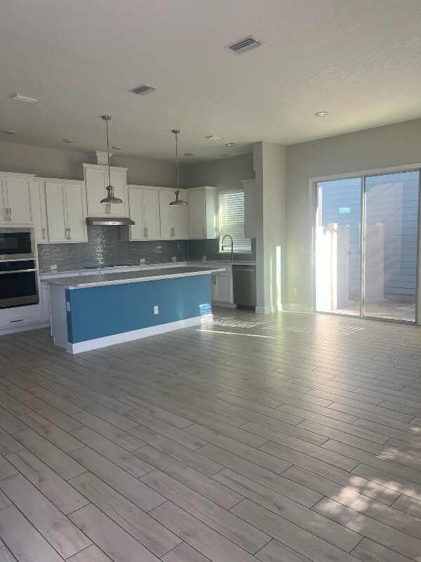 Foto del edificio - 7400 Beach Walk Pl