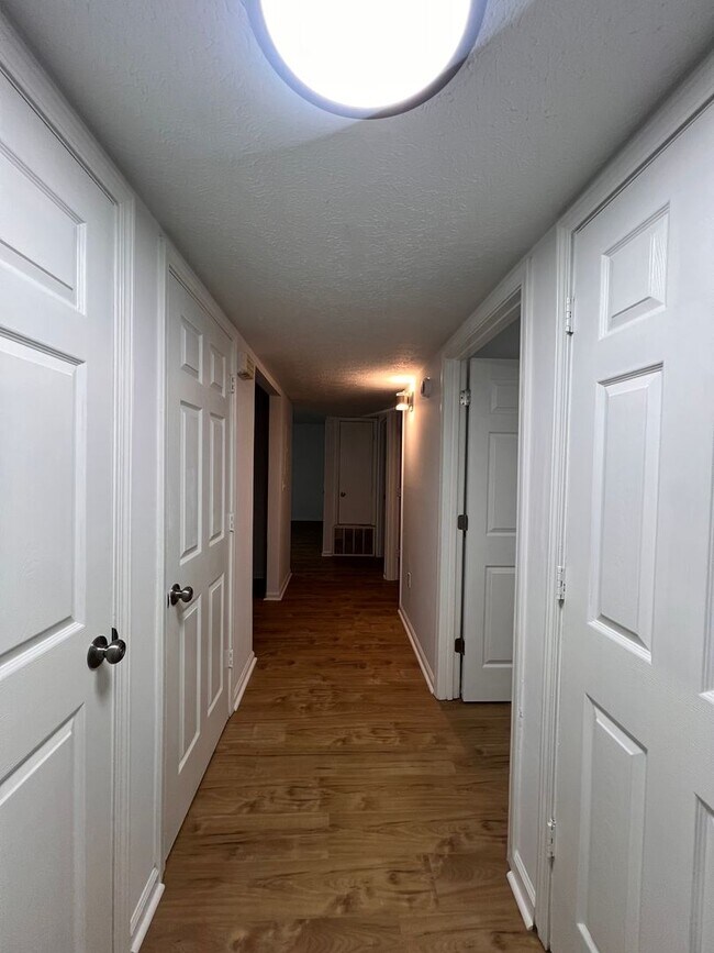 Photo - 1723 W Kentucky Street Apartment