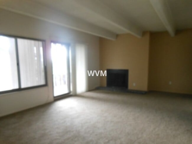 Foto del edificio - Dayton Green Condo