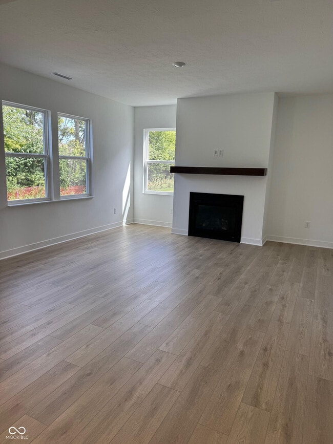 Foto del edificio - 1075 Marston Ln