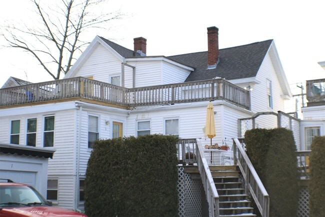 Building Photo - 115 East St