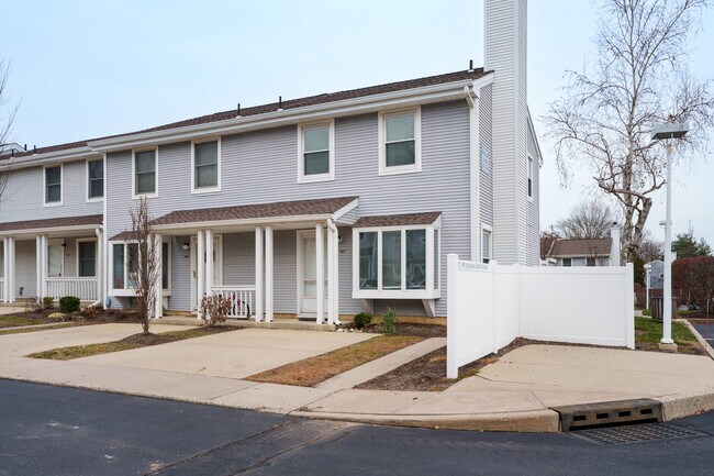 Foto del edificio - 187 Jonathon Dayton Ct