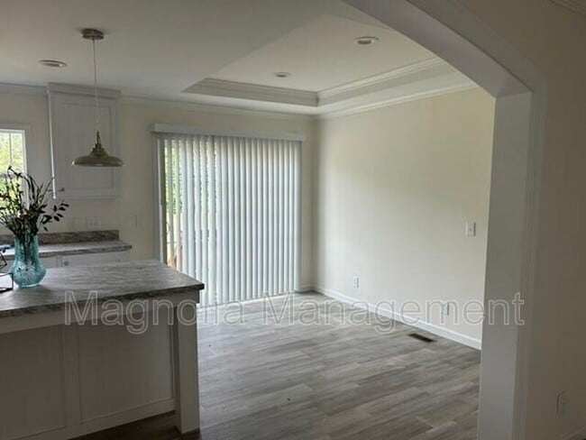 Foto del edificio - 3200 Bobbitt Rd