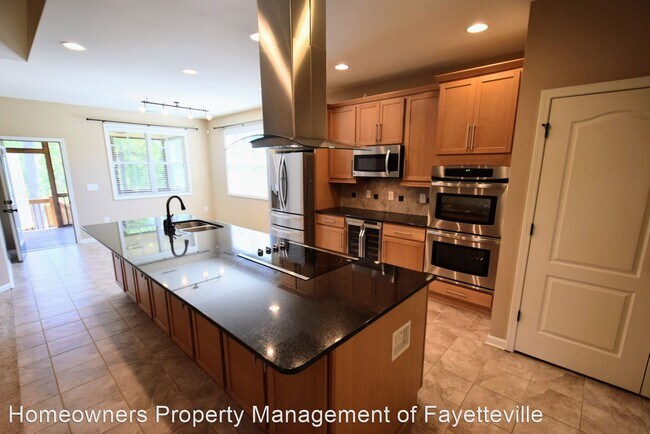 Building Photo - 3 br, 2 bath House - 479 Juno Dr