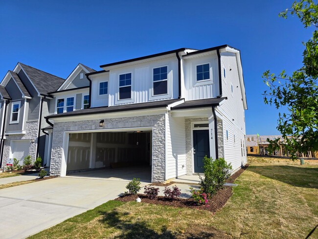 Building Photo - 714 Putney Hl Rd
