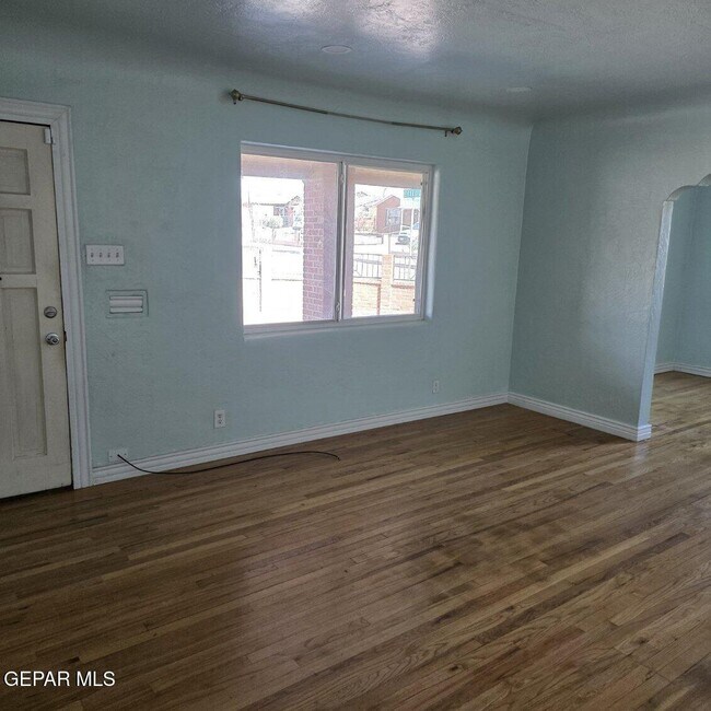 Foto del edificio - 4642 Walter Ln