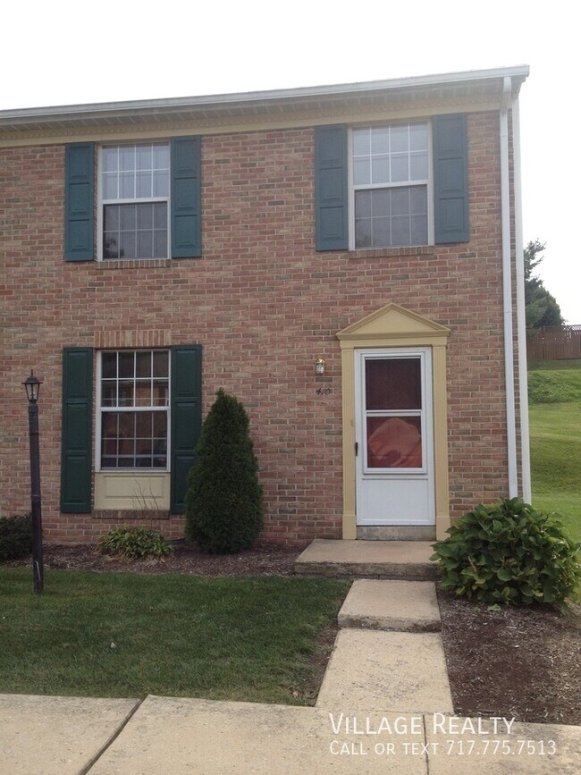 Foto del edificio - 470 Tanglewood Ln