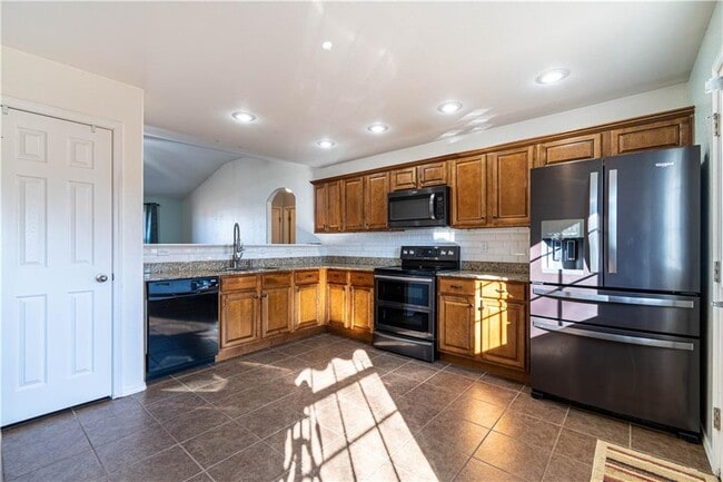 Foto del edificio - 5403 SW Cherry Creek Rd
