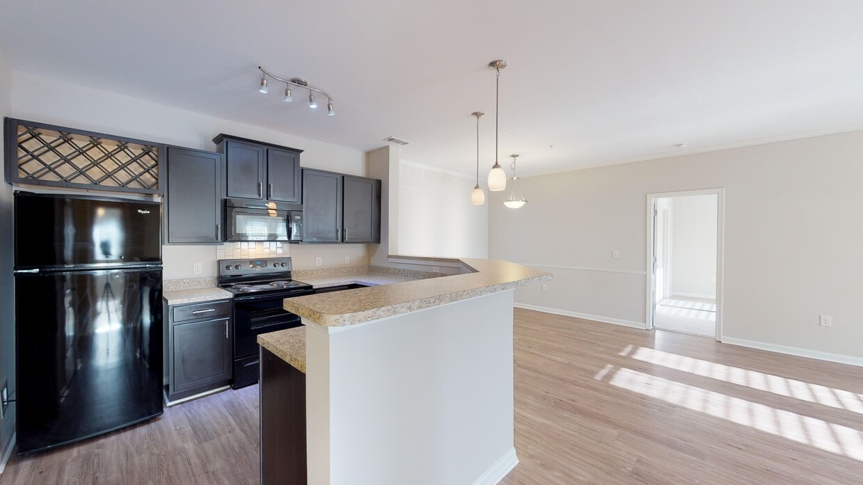 Photo - 511 Meeting Apartments