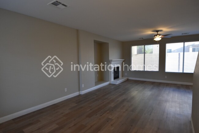 Building Photo - 1003 Pecos River Ave