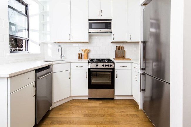 Foto del edificio - 117 Albany Ave