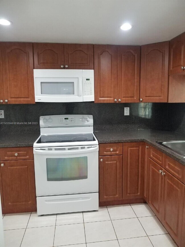 Foto del edificio - 11790 SW 18th St