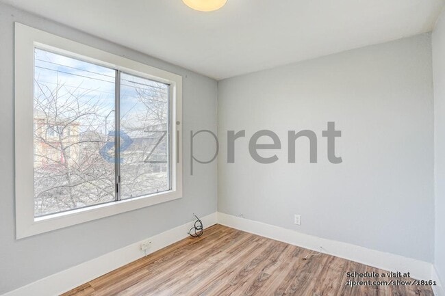 Building Photo - 1725 10th St