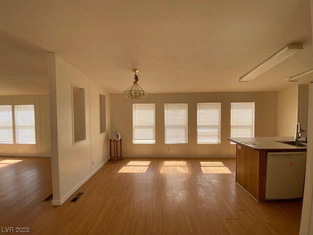 Foto del edificio - 221 W Blosser Ranch Rd