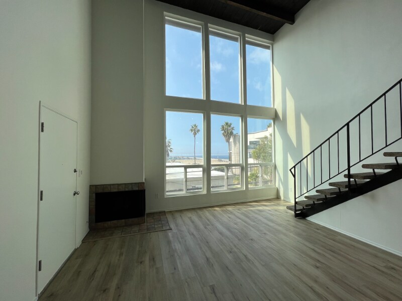 10 Anchorage St Unit 4, Marina del Rey, CA 90292 Room for Rent in