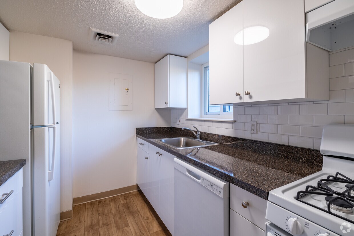 2 habitaciones, 1 baño, 932 pies cuadrados - Kendall Crossing