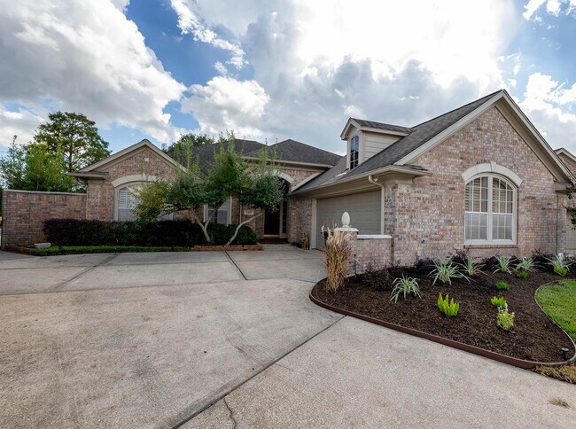 Foto del edificio - 2435 Thorndon Park Ct