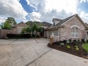 2435 Thorndon Park Ct