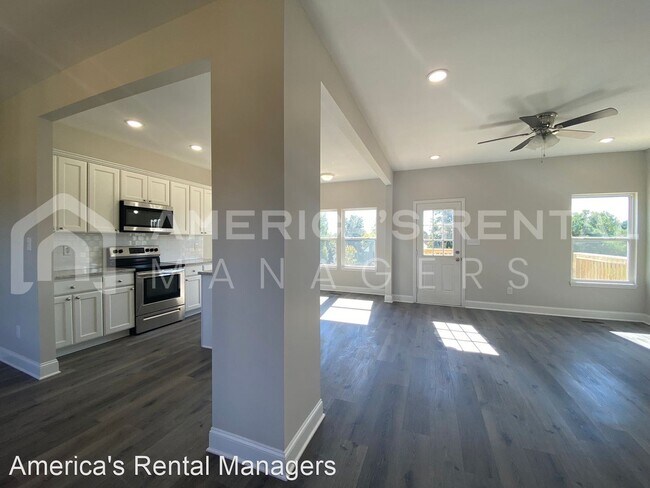 Building Photo - 4 br, 3 bath House - 6901 Pannell Road