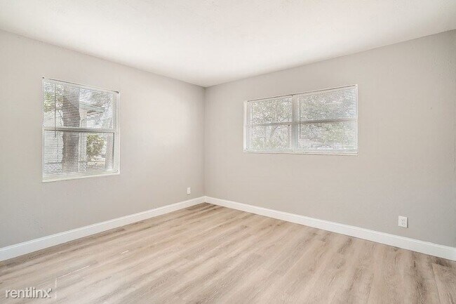 Building Photo - 3 br, 2 bath House - 1601 Carlos Avenue UNIT