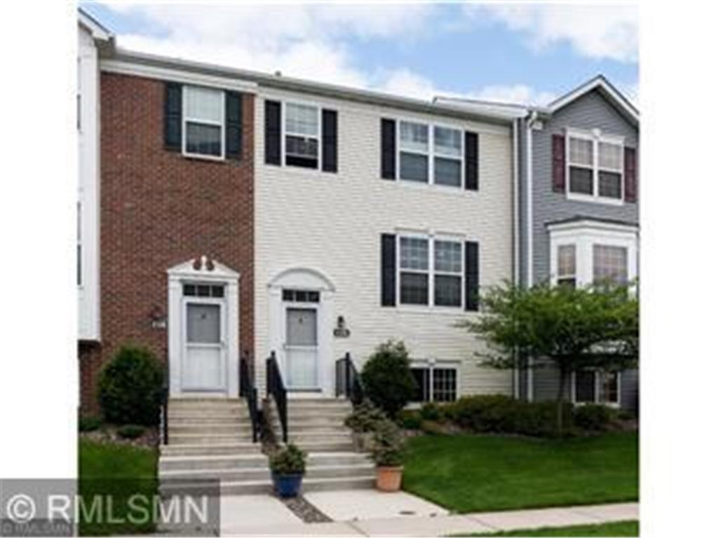 Foto principal - 4506 Village Square Blvd N