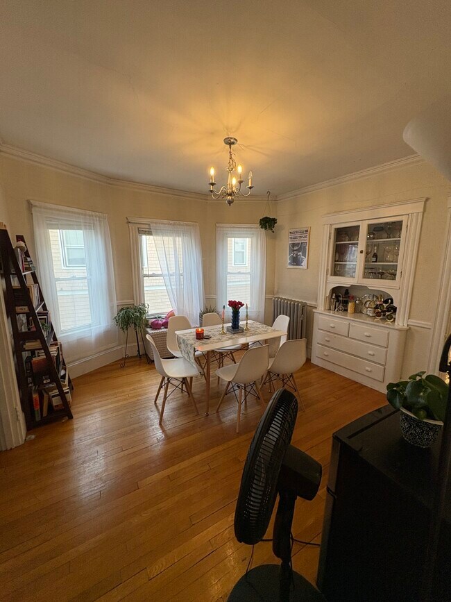 Foto del edificio - 34 Sunset Rd