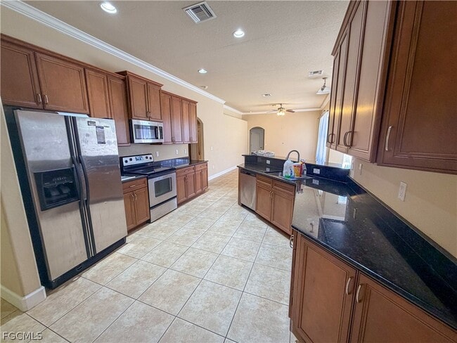 Foto del edificio - 2110 SW 38th Terrace