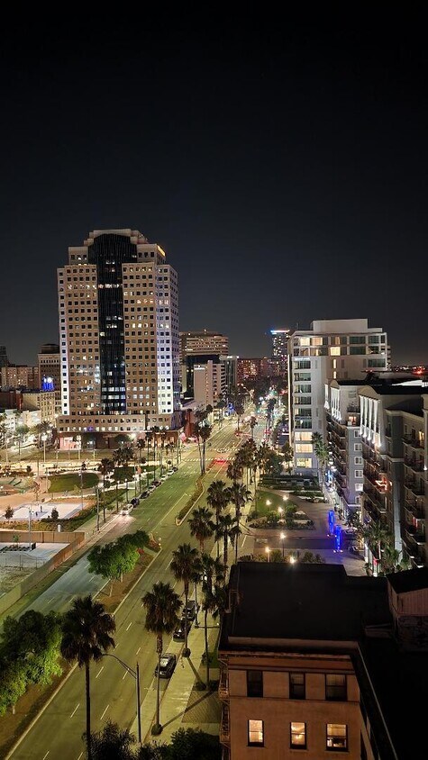 Building Photo - 360 W Ocean Blvd