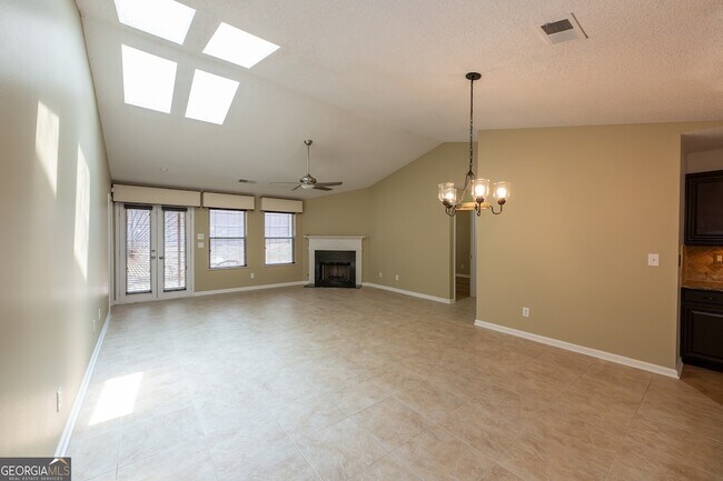 Building Photo - 3100 Pebble Creek Ln