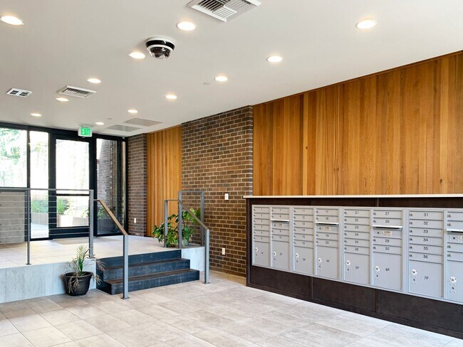 Foto del edificio - 3300 NE 65th St