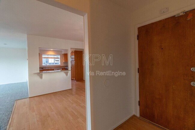 Foto del edificio - 713 San Francis Ave