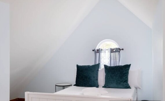 Foto del edificio - 735 E University Ave