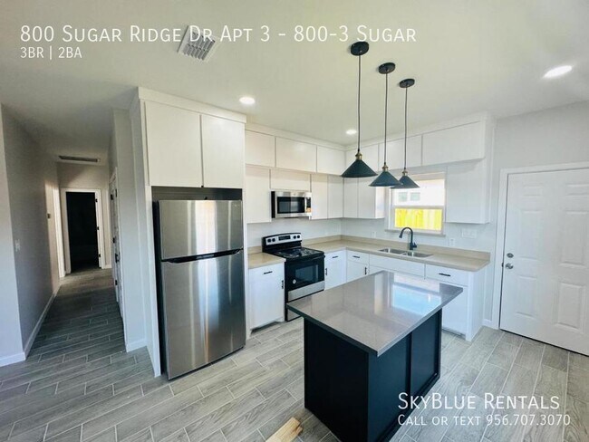 Building Photo - 800 Sugar SIGN, 800-3 Sugar