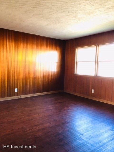 Foto del edificio - 842 S Crutcher Ave