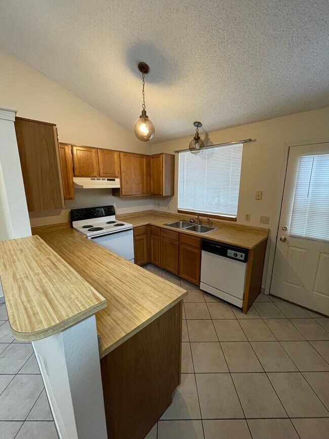 3062 107th Pl, Westminster, CO 80031 House Rental in Westminster, CO