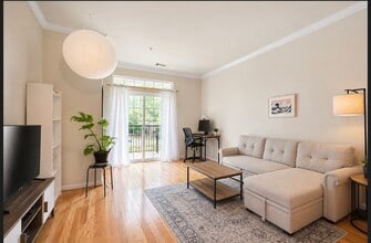 Building Photo - 2465 Army Navy Dr