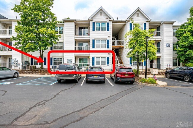 Building Photo - 1325 Waterford Dr
