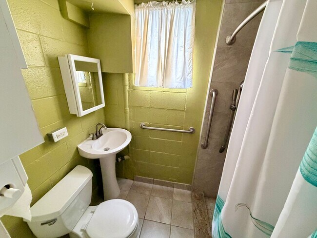 Foto del edificio - 1347 Palolo Ave