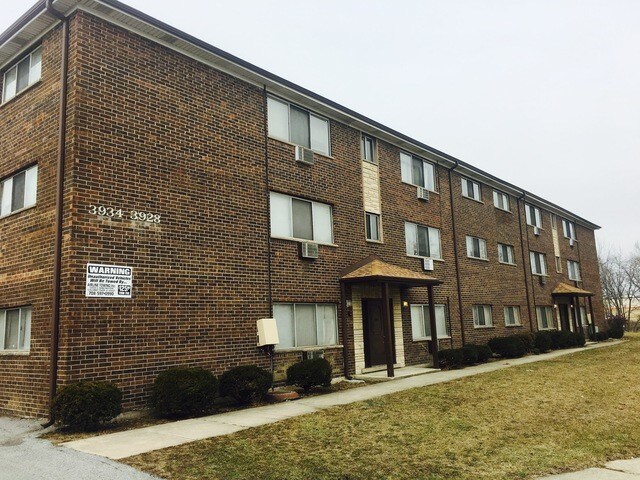 Foto principal - 3928 W 124th St