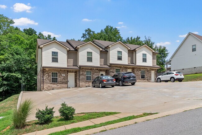 Foto del edificio - 431 Glenstone Springs Dr